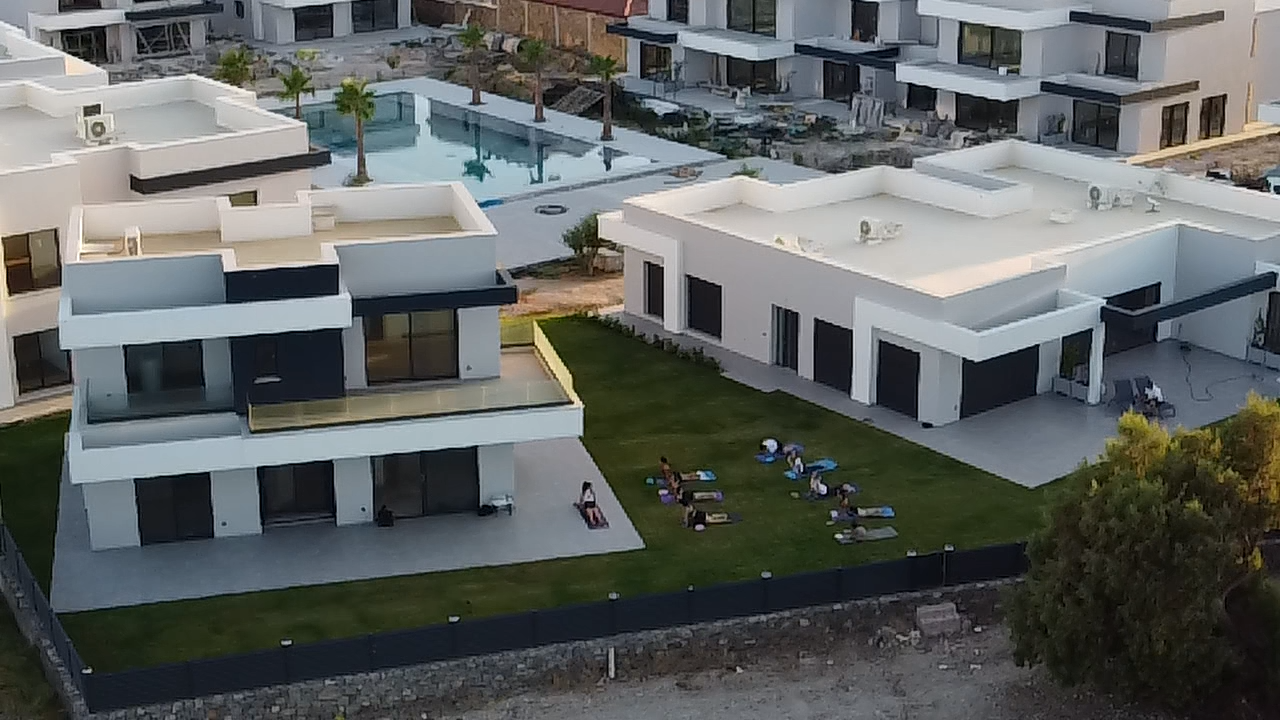 Redefining Luxury Living: The Alalina Villas Project in Chios