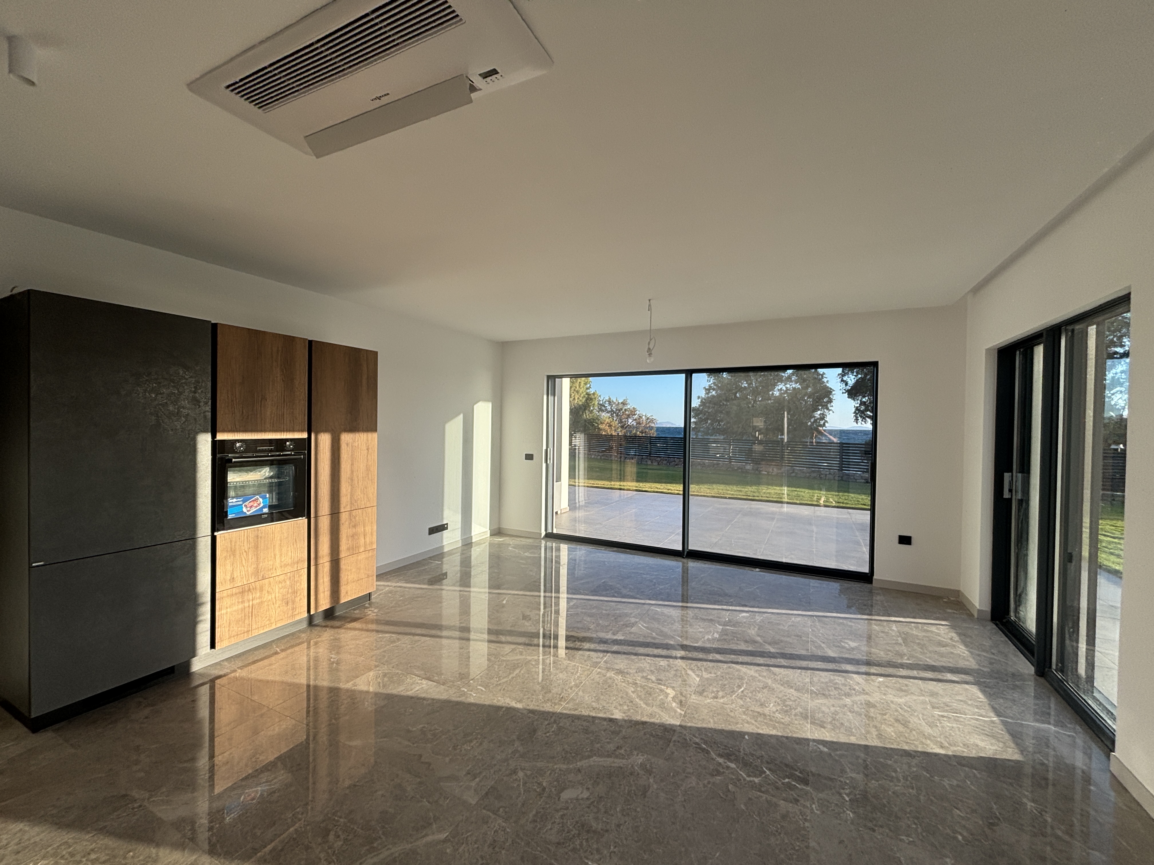 Crafting Homes with Meticulous Detail: The Alalina Approach