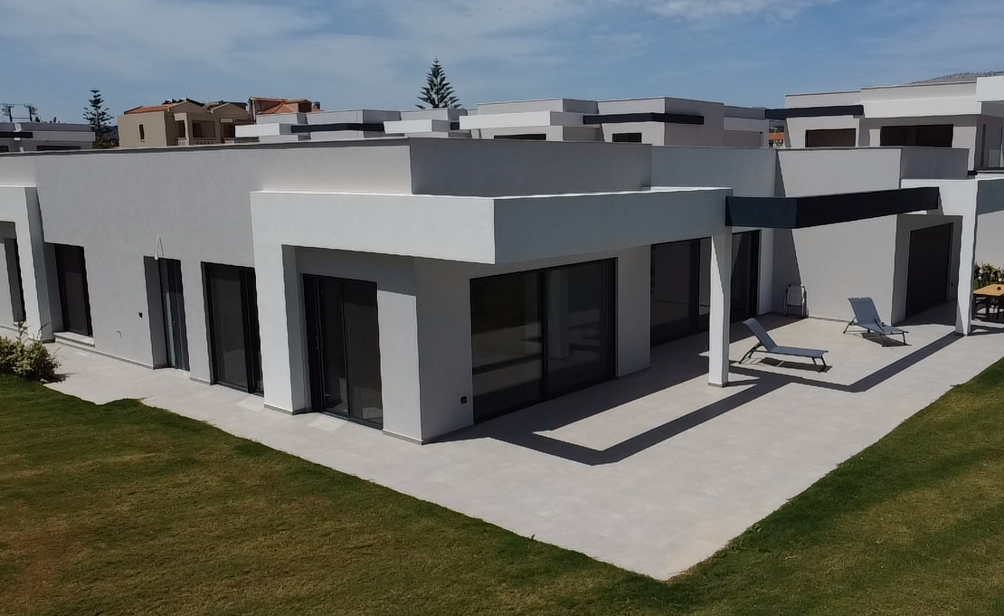 HOUSE 3C