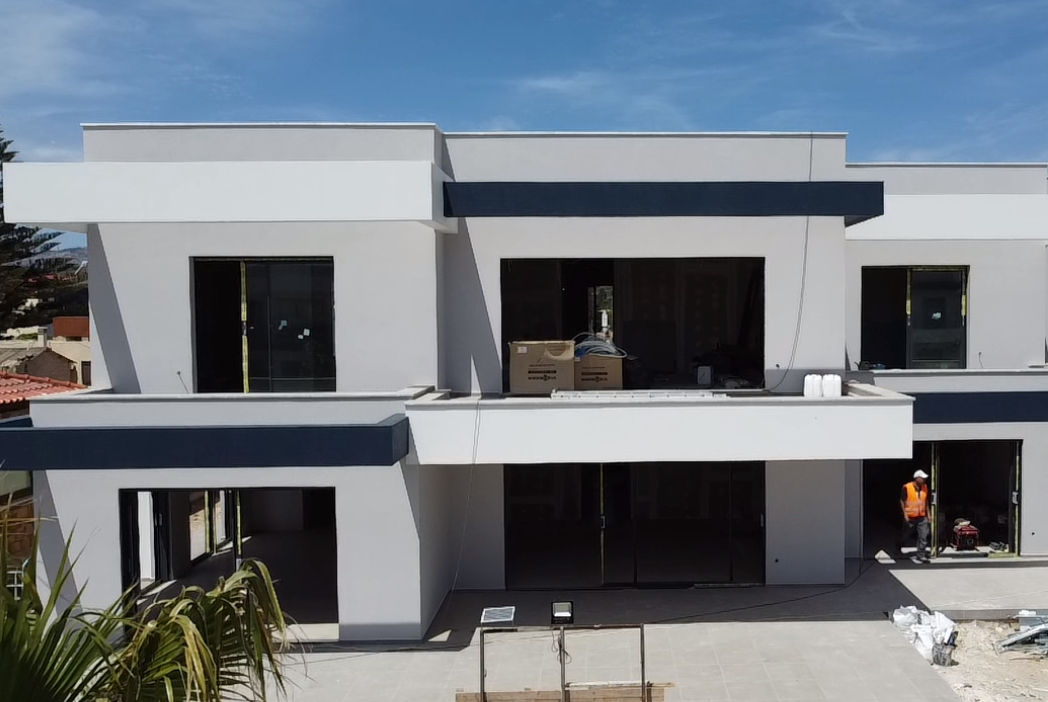 HOUSE 1B