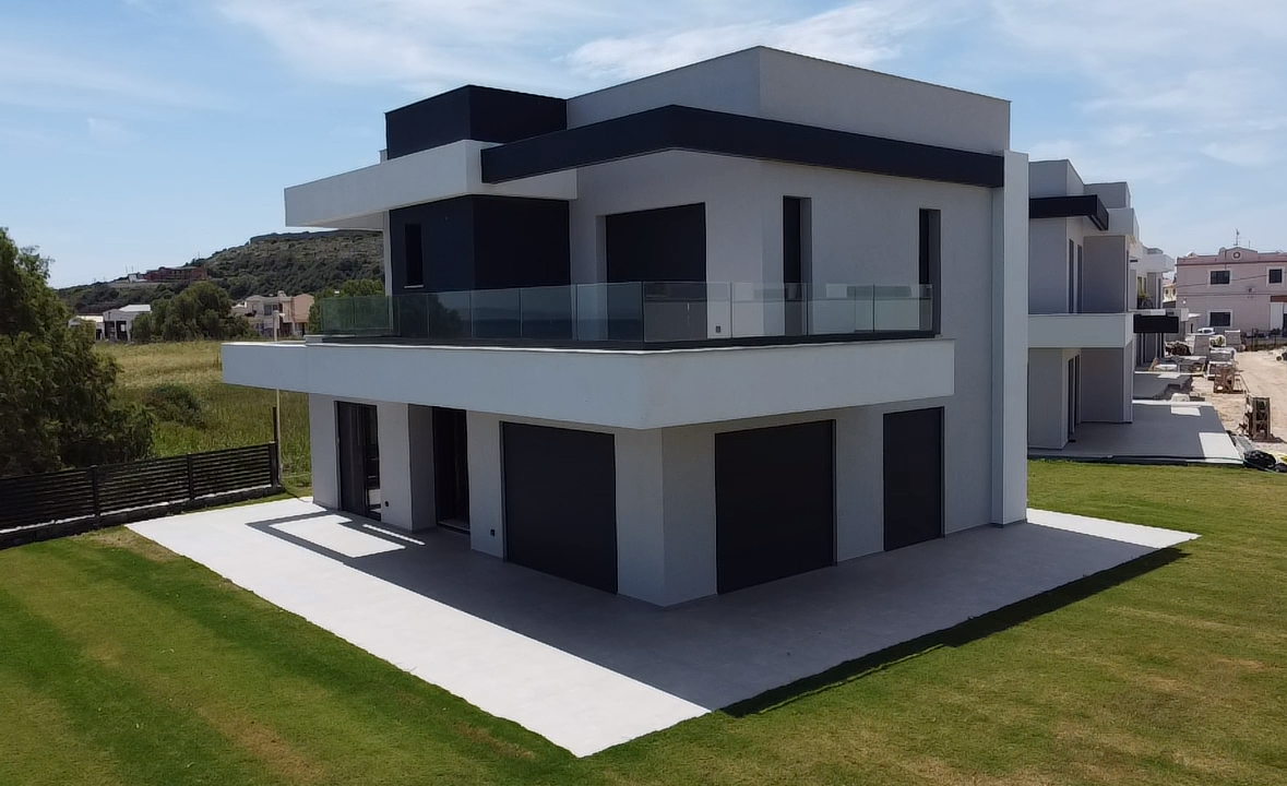 HOUSE 5A
